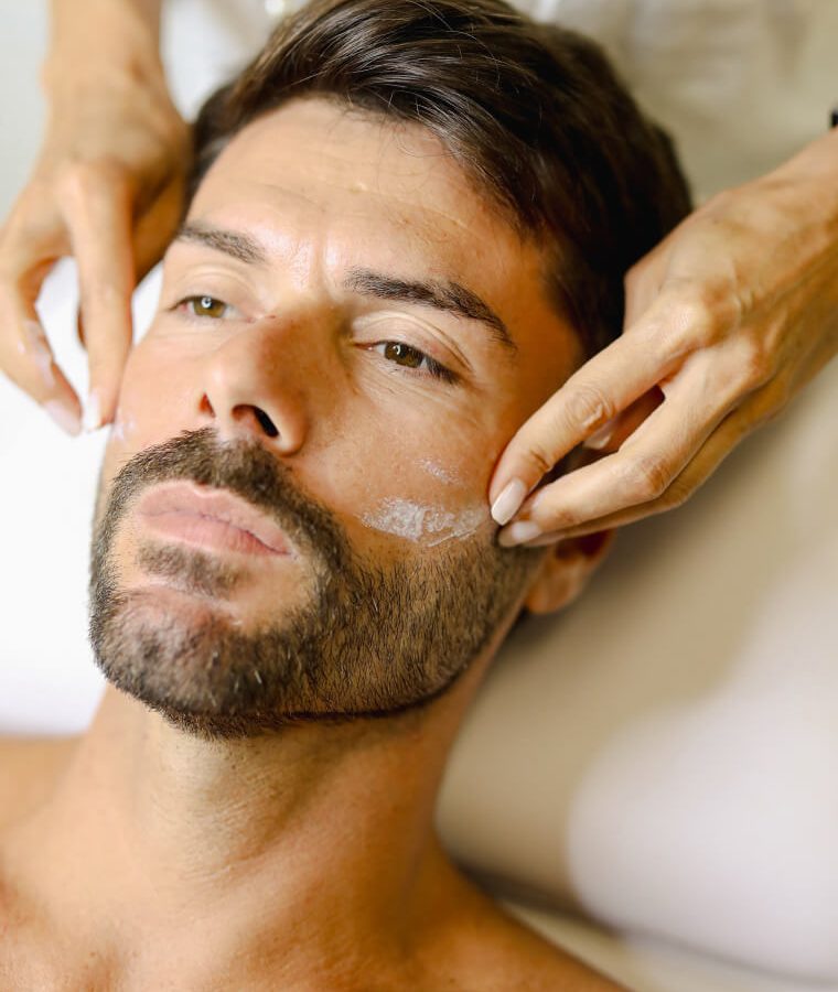 BIOSTIMOLAZIONE PELLE GIOVANE uomo